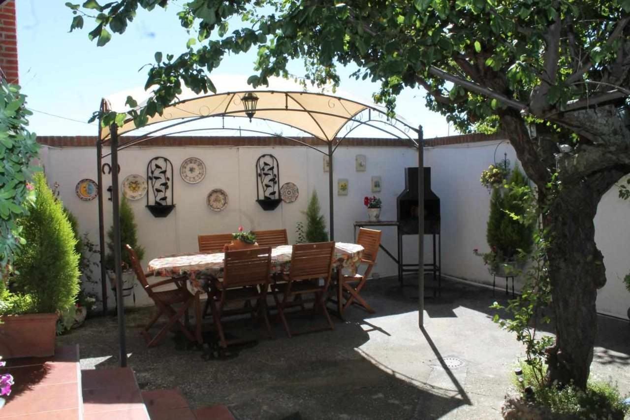 La Olmedana Villa Olmedo Exteriör bild