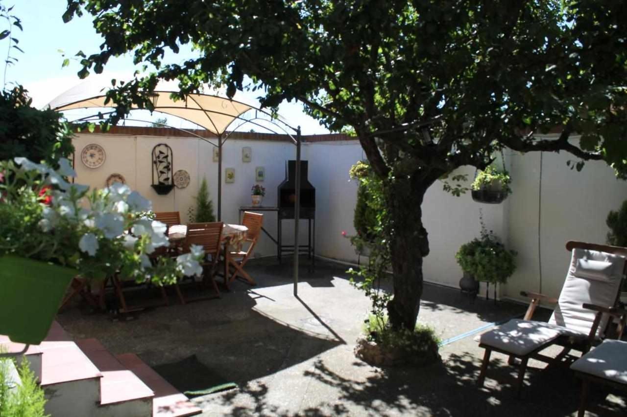 La Olmedana Villa Olmedo Exteriör bild